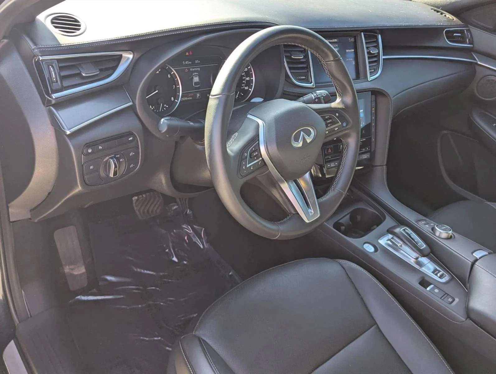 Used 2025 Hermosa Blue INFINITI LUXE image 10