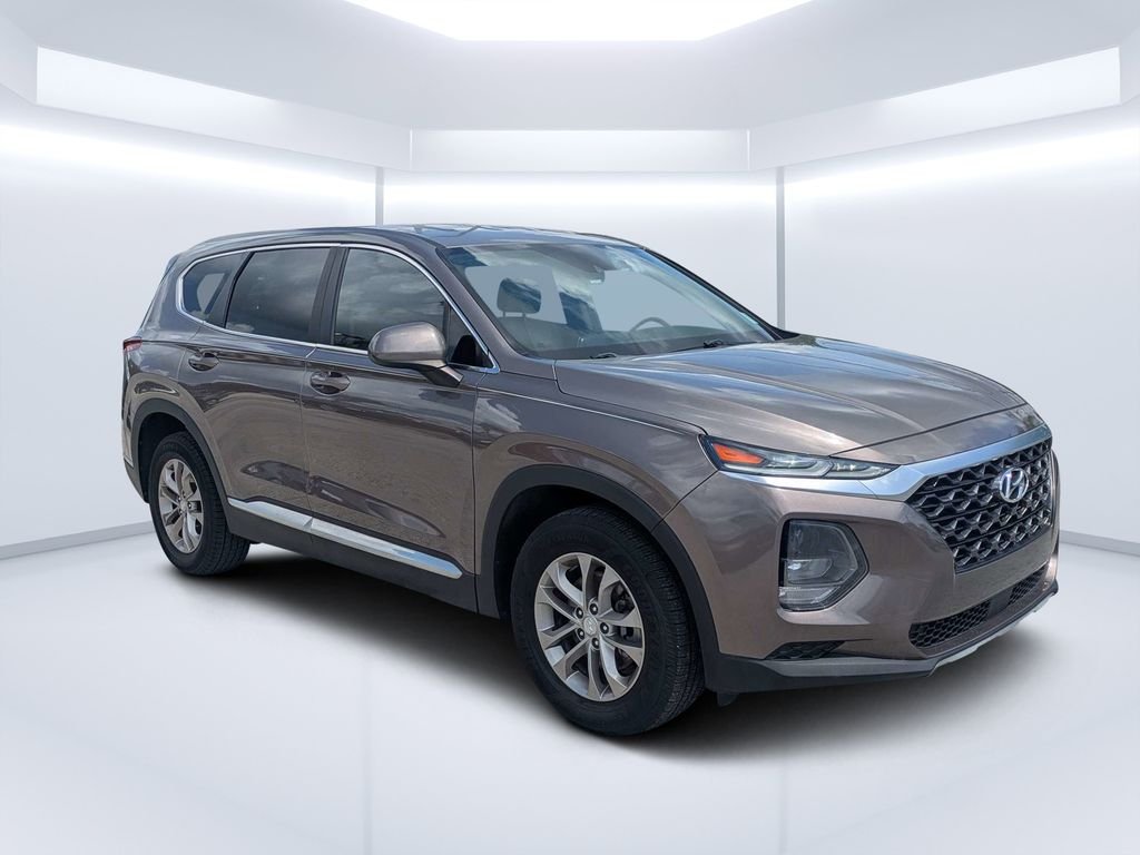 2019 Hyundai Santa Fe SE 2.4's photo