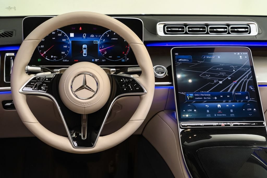 Certified Used 2023  Mercedes-Benz S 580 image 15