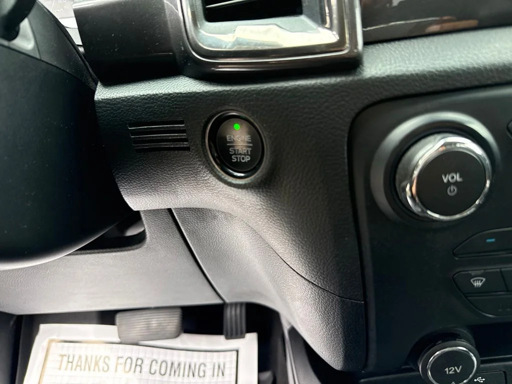 Certified Used 2019 Ingot Silver Ford Lariat image 26