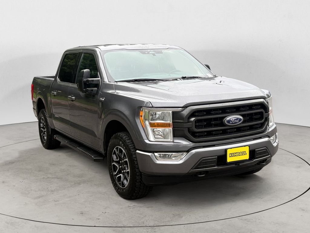 Used 2021 Gray Ford XLT image 3