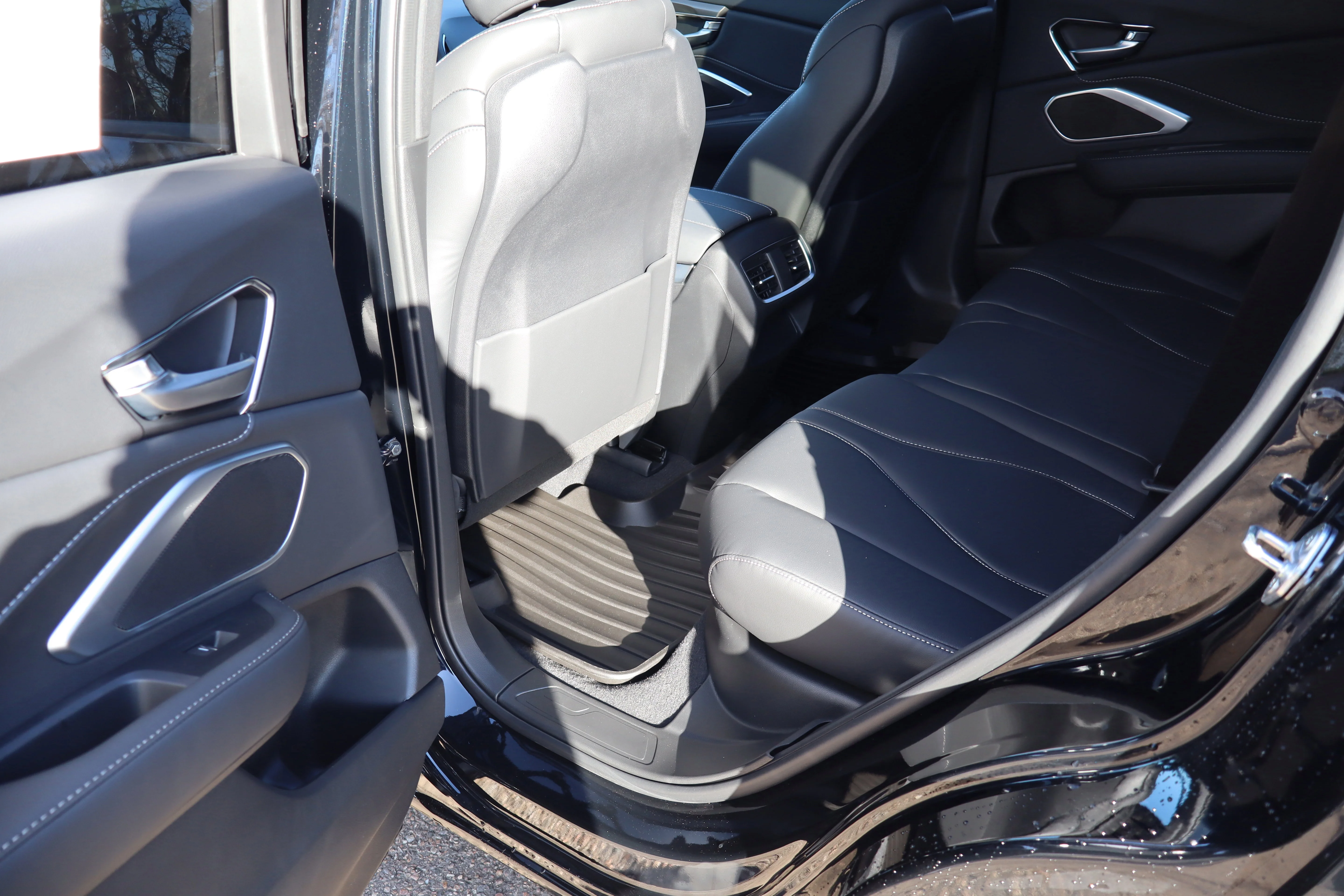 New 2026 Majestic Black Pearl Acura 4RDX image 25