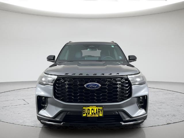 New 2026 Carbonized Gray Metallic Ford ST-Line image 25