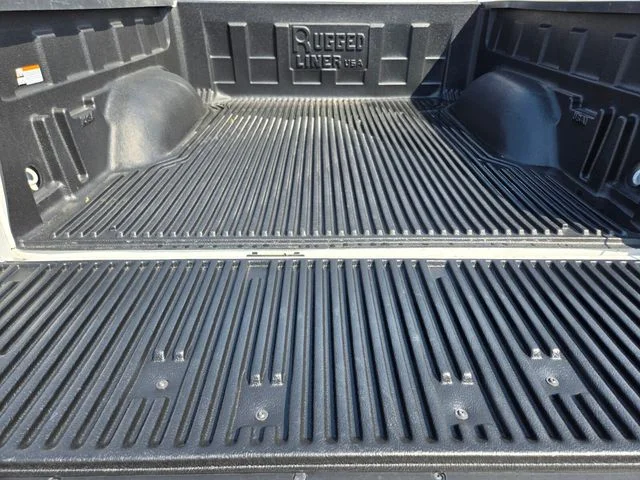 Used 2023 White Ram SLT image 19