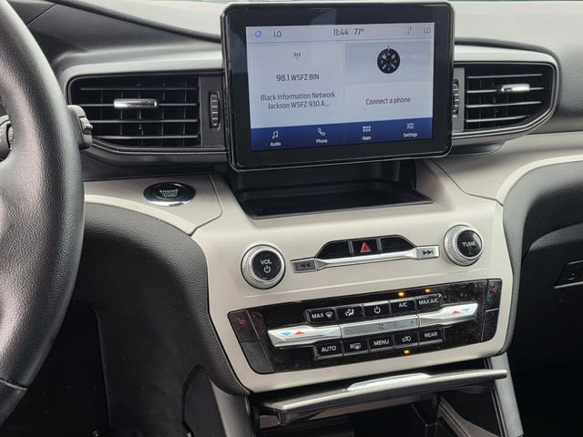 Used 2023 White Ford XLT image 10