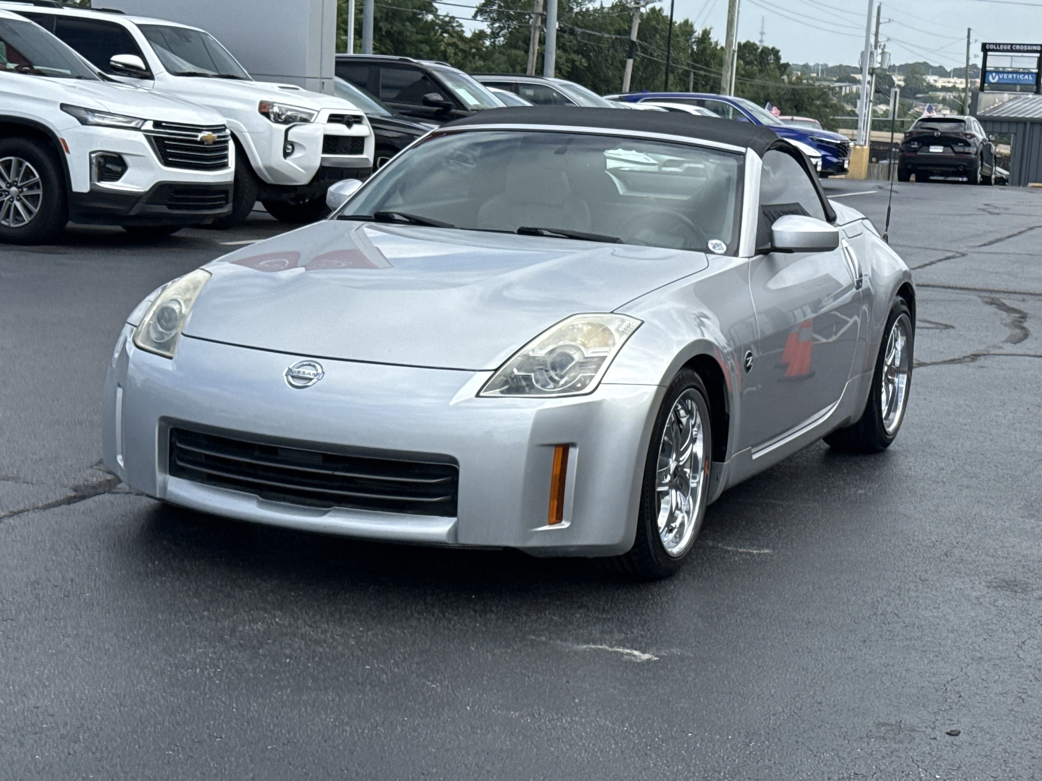 Used 2007 Carbon Silver Metallic Nissan Touring image 8