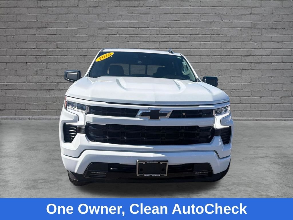 Used 2025 White Chevrolet RST image 2