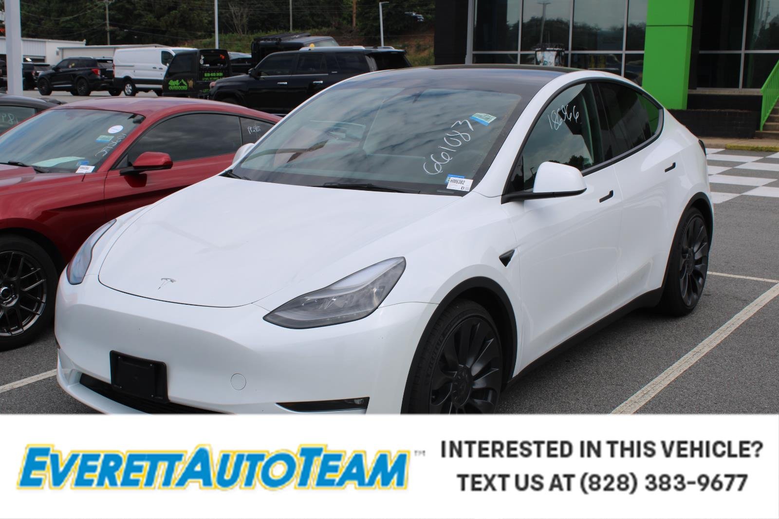 Used 2023  Tesla Performance image 1