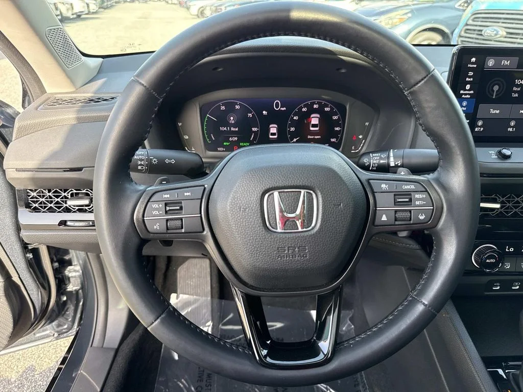 Used 2023 Gray Honda EX-L image 43