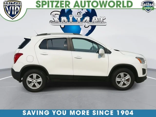 Used 2016 White Chevrolet LT image 10