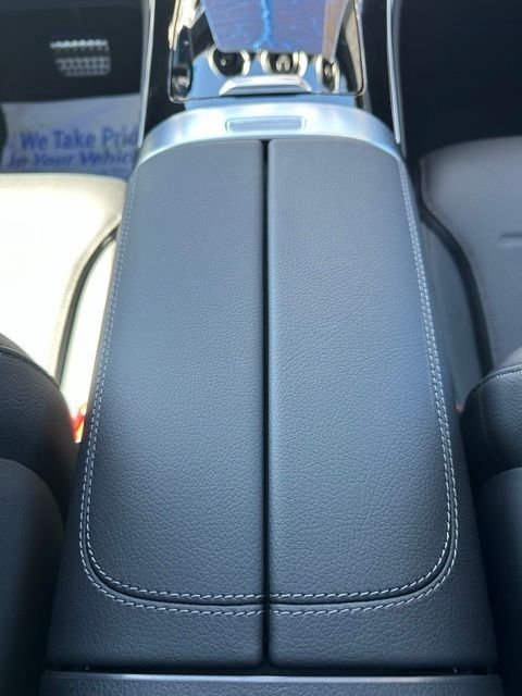 New 2026 Graphite Grey Metallic Mercedes-Benz GLC 300 image 32