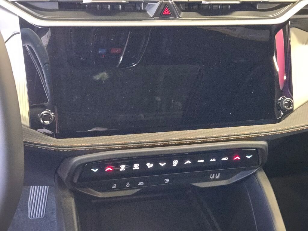 New 2026 Red Hot Pearl-Coat Exterior Paint Jeep Limited image 19