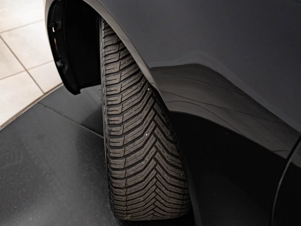 Used 2011 Obsidian Lexus 460 image 48