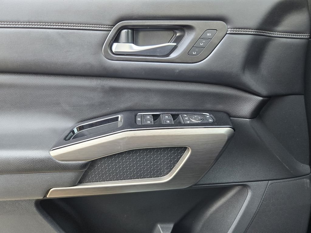 2023 Nissan Pathfinder Platinum - Photo 15