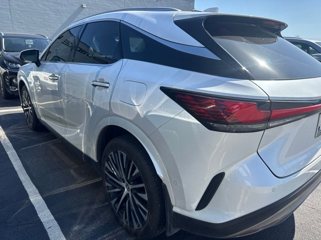 Certified Used 2023 White Lexus 350 Premium Plus image 4