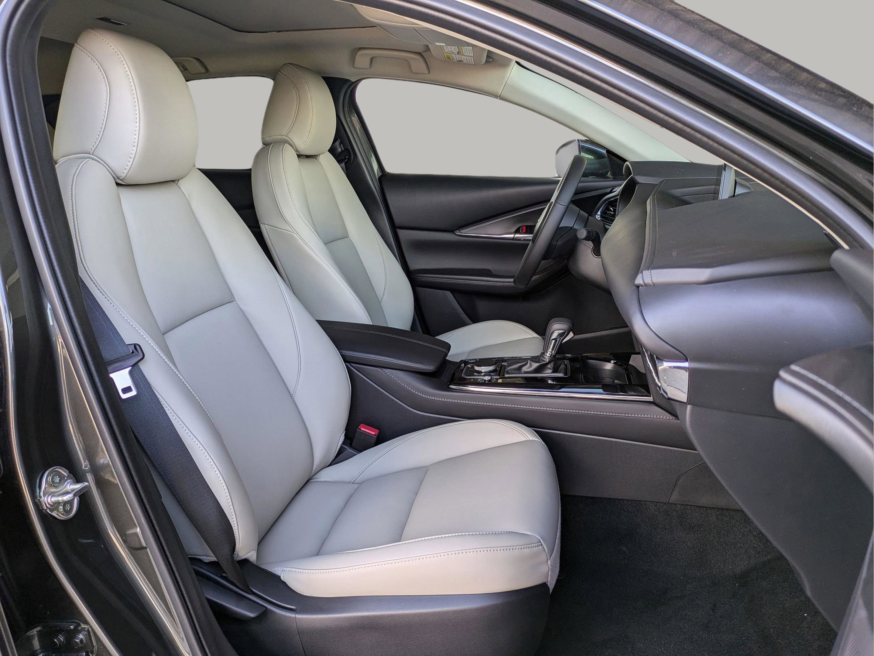 2025 Mazda CX-30 Preferred - Photo 14