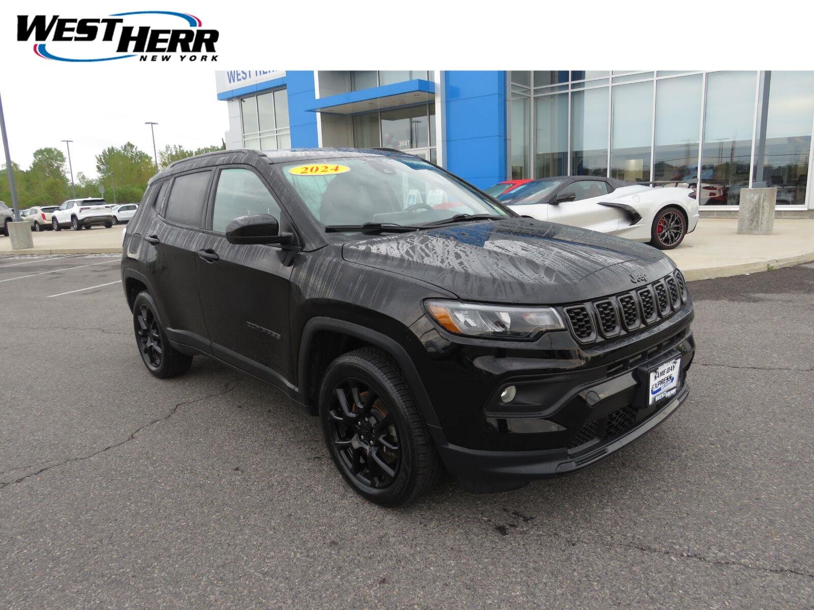 Used 2024 Diamond Black Crystal Pearlcoat Jeep Latitude image 1
