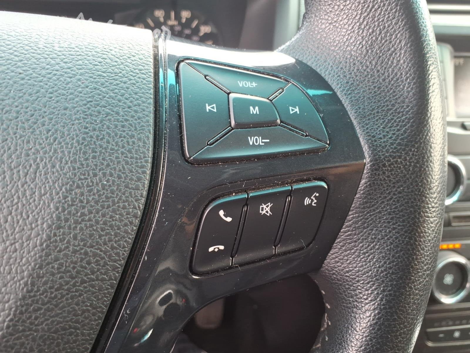 Used 2017 White Gold Ford XLT image 28