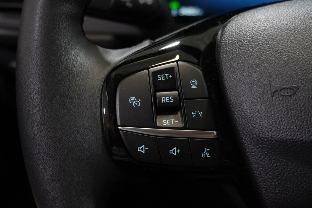 Used 2023 Black Ford Active image 21
