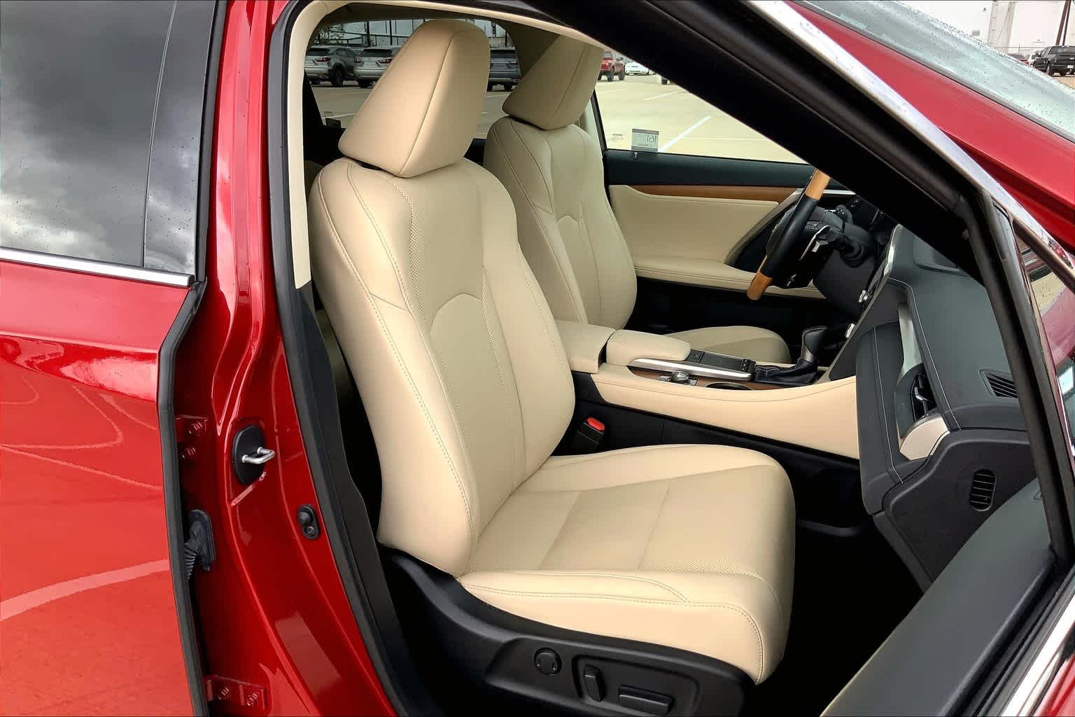 Used 2021 Matador Red Mica Lexus  image 9