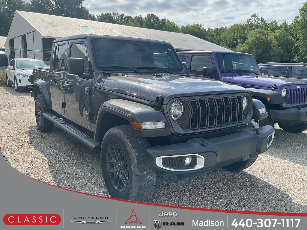2024 Jeep Gladiator