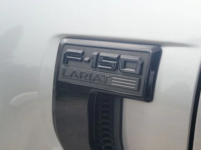 New 2026 Silver Metallic Ford Lariat image 9