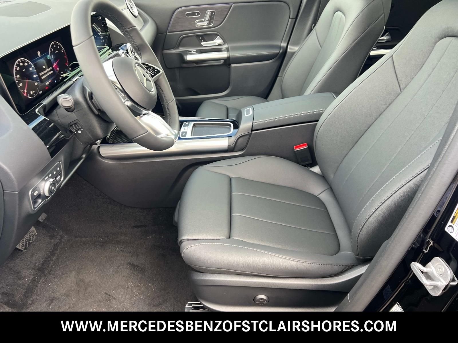 New 2026 Night Black Mercedes-Benz GLA 250 image 19