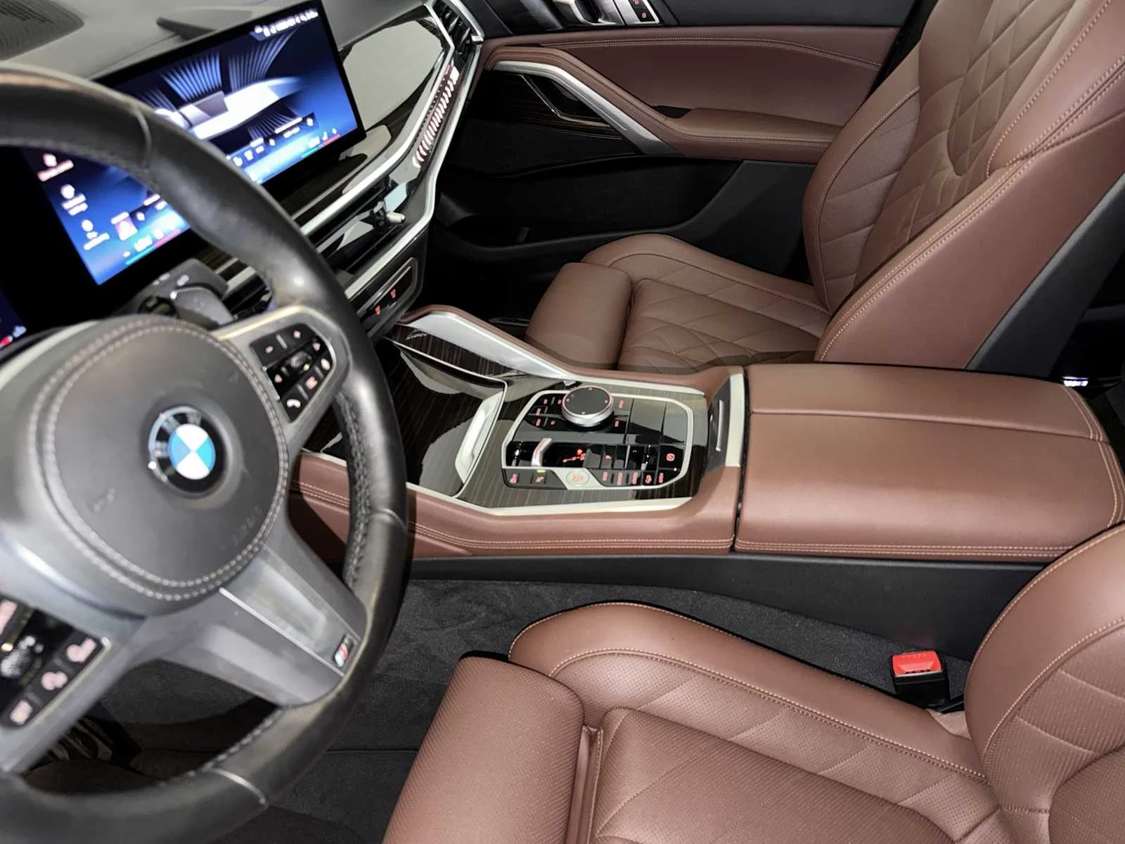 Certified Used 2024 Black Sapphire Metallic BMW xDrive40i image 19