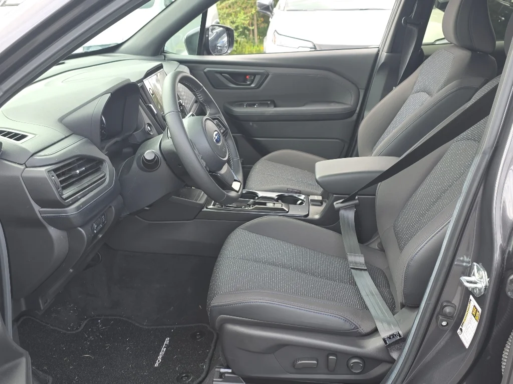 Used 2026 Magnetite Gray Metallic Subaru Premium image 30
