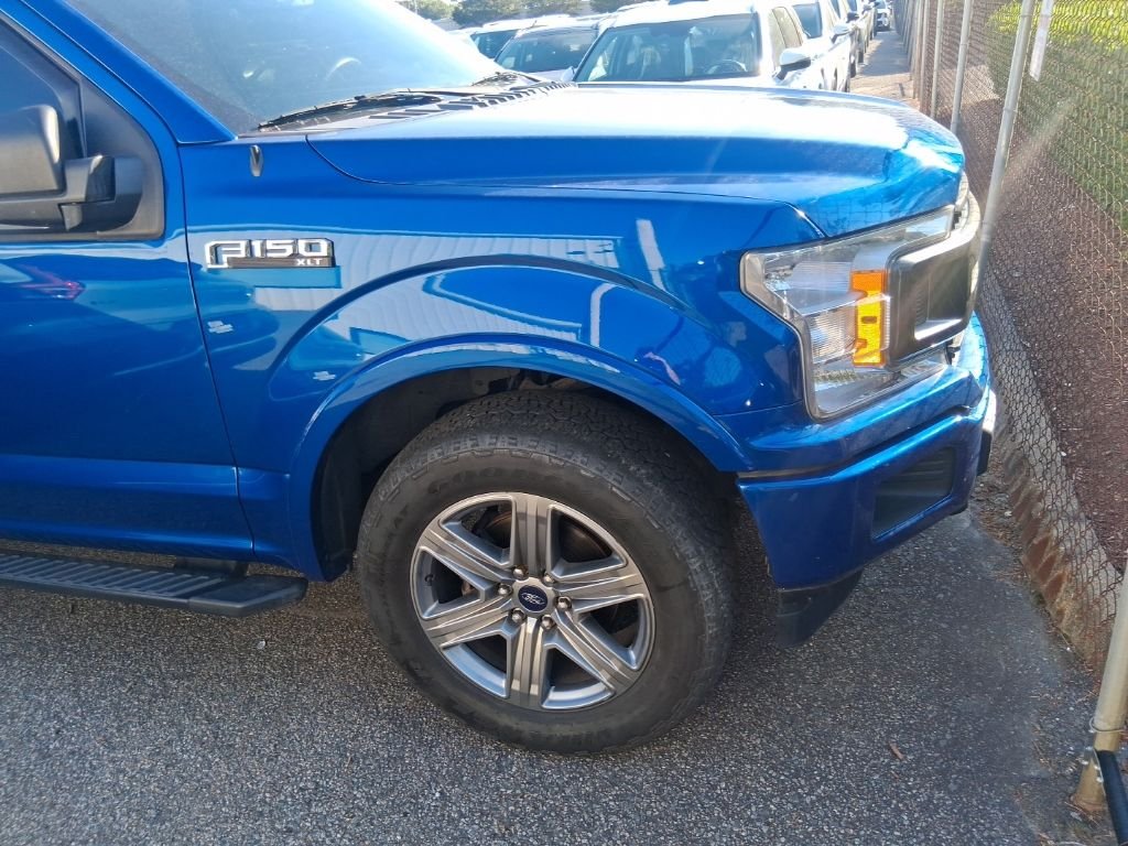 Used 2018 Blue Ford XLT image 6