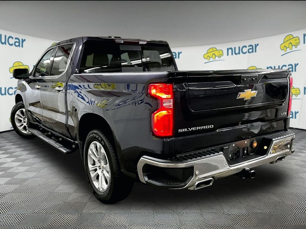 Used 2022 Gray Chevrolet LTZ image 4
