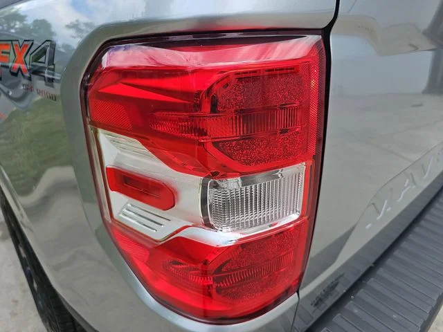 Used 2024 Silver Ford Lariat image 32