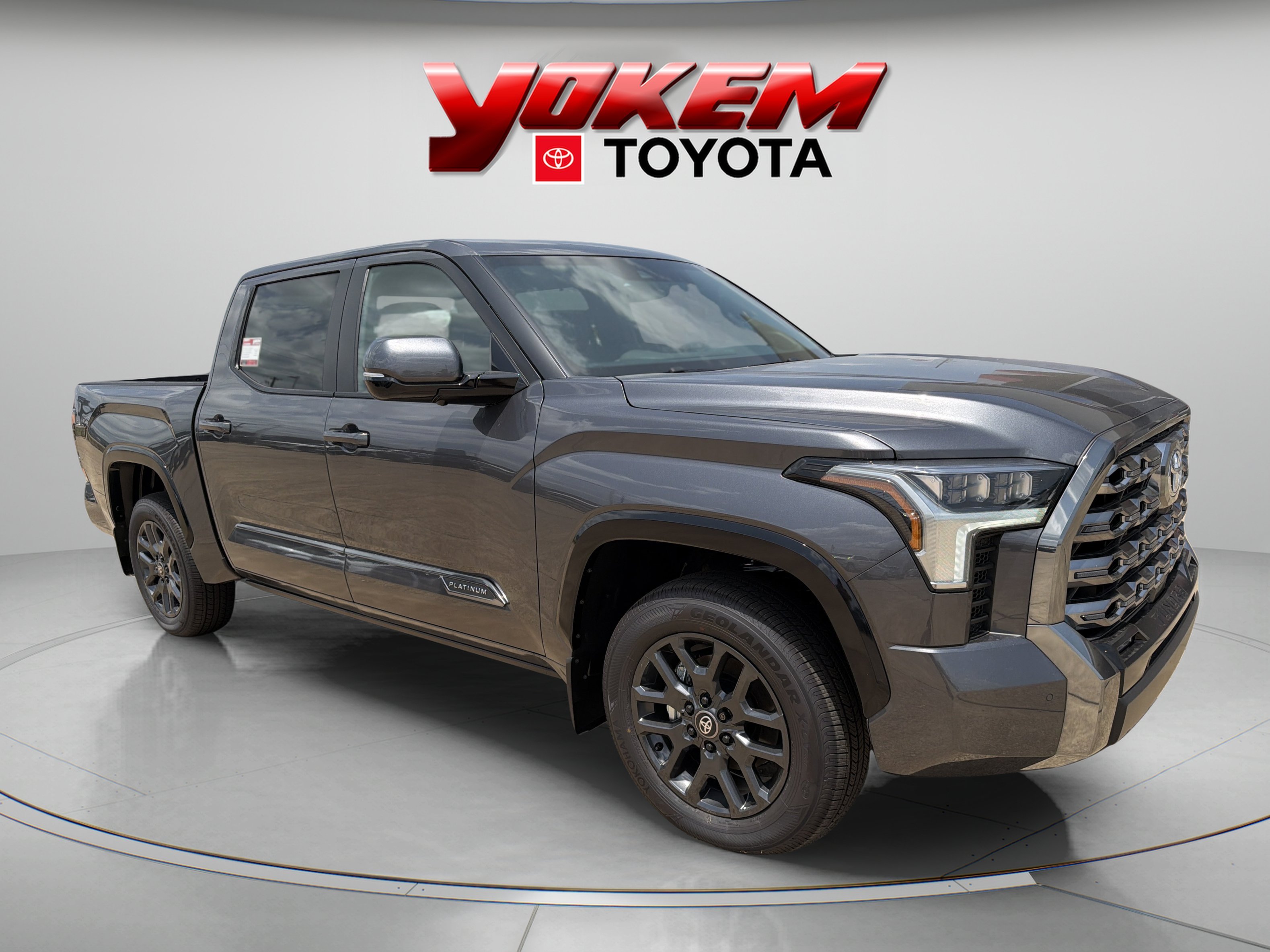 2026 Toyota Tundra Platinum - Photo 8