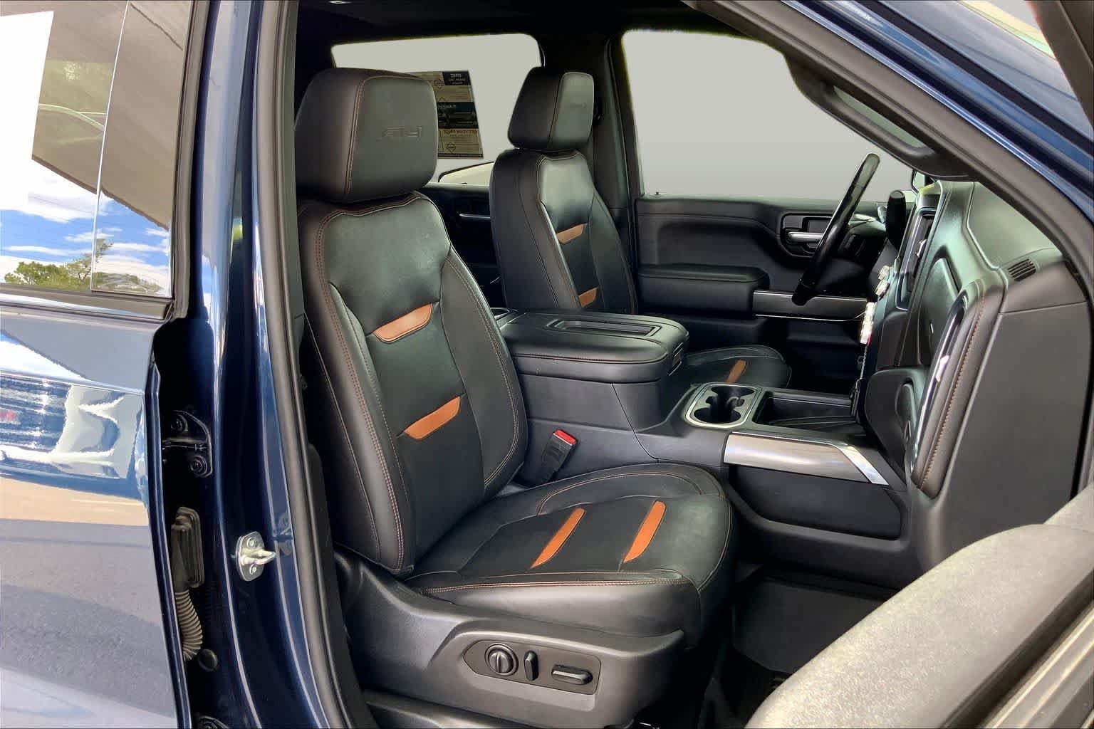 Used 2020 Pacific Blue Metallic GMC AT4 image 9