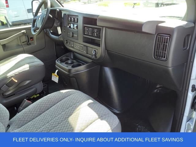 2025 Chevrolet Express Cargo Work Van - Photo 13