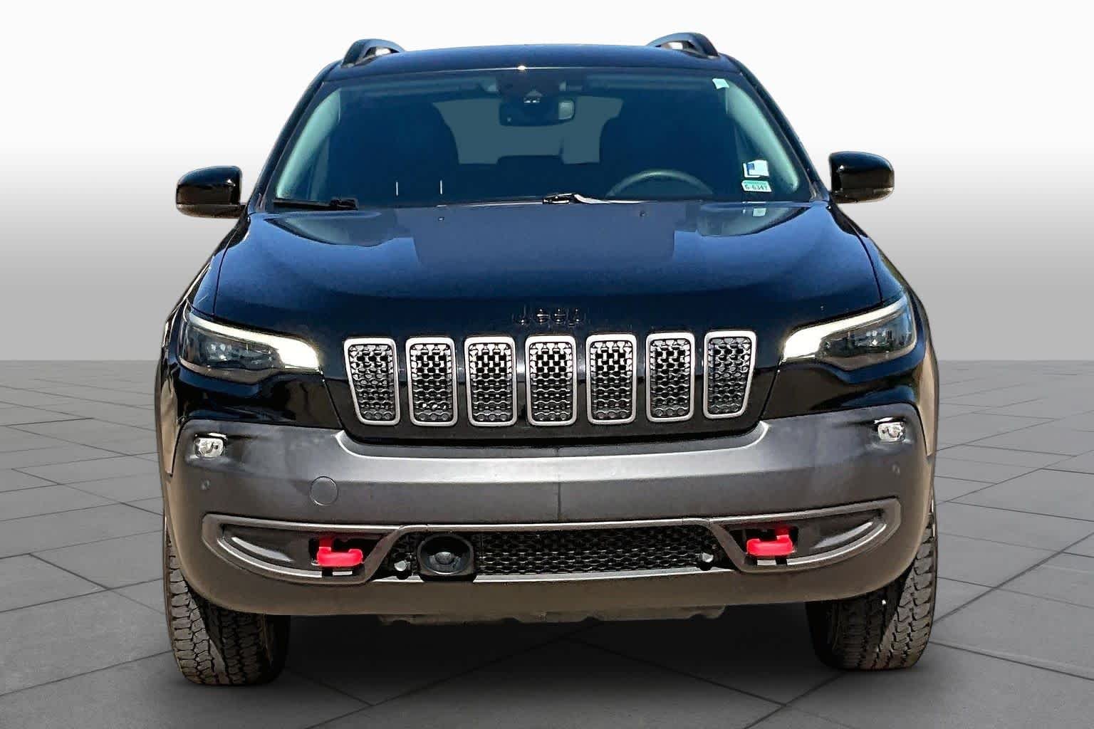 Pre-Owned 2023 Jeep Cherokee Trailhawk