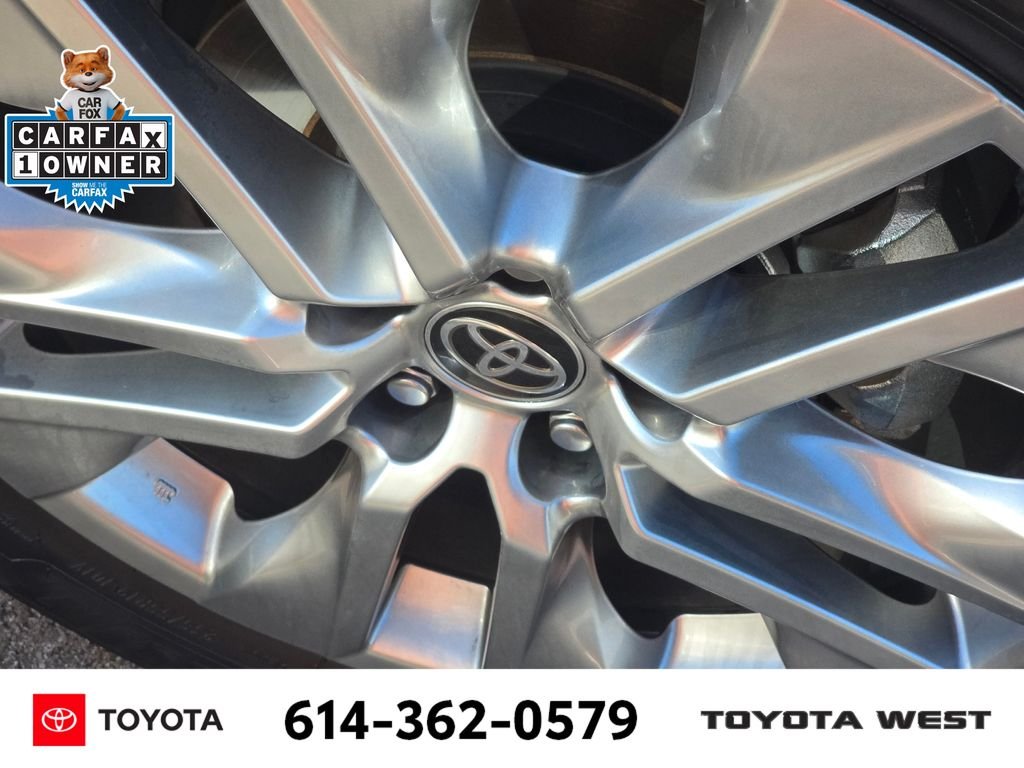 Used 2025 Beige Toyota XLE Premium image 12