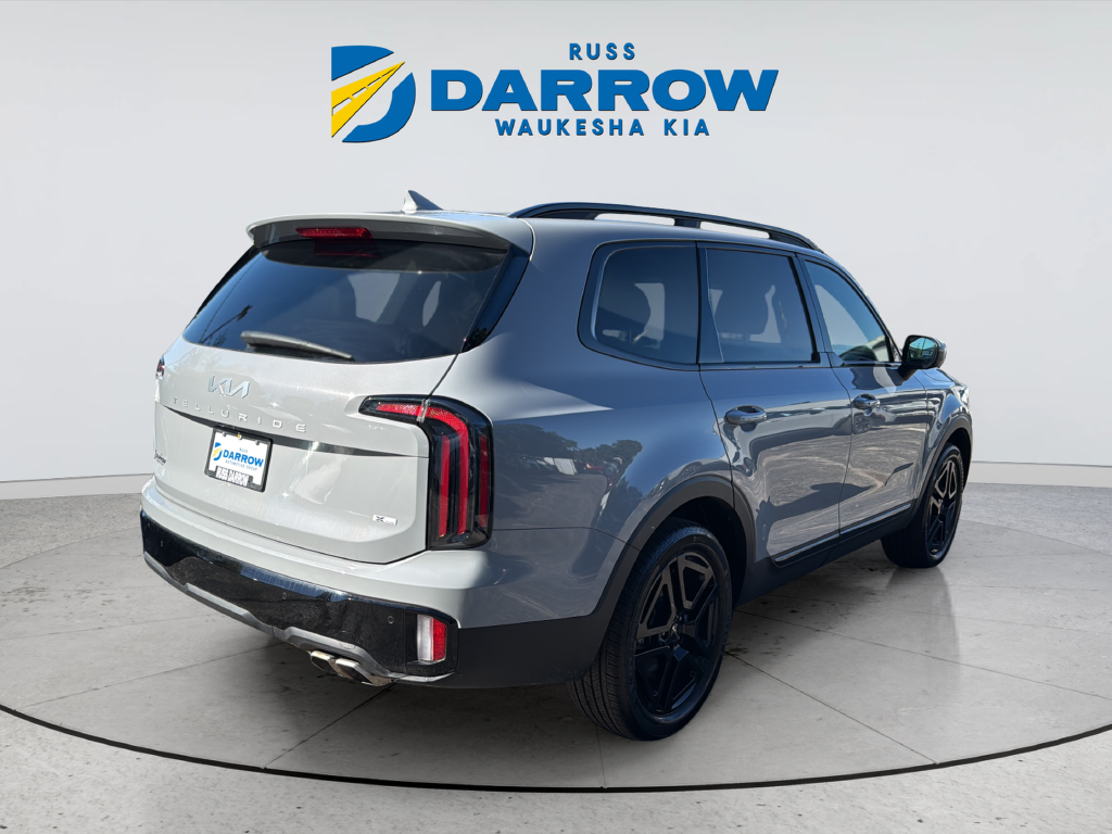 Used 2024 Gray Kia EX X-Line image 5