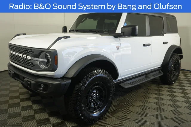 New 2026 Oxford White Ford Badlands® image 7