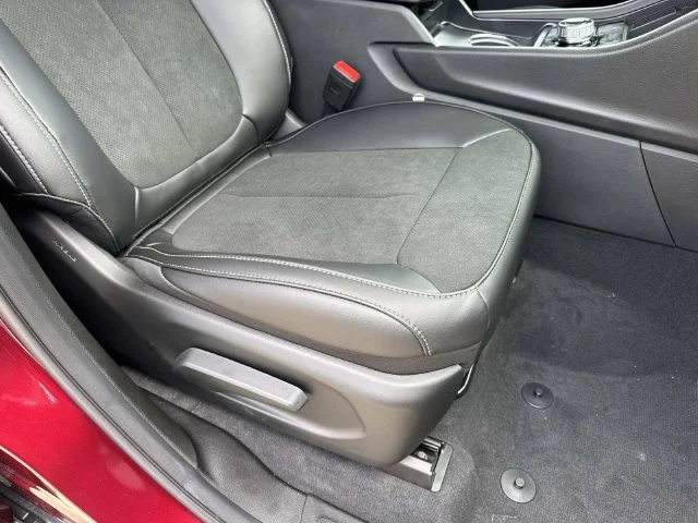New 2026 Velvet Red Pearl-Coat Exterior Paint Jeep Altitude image 12