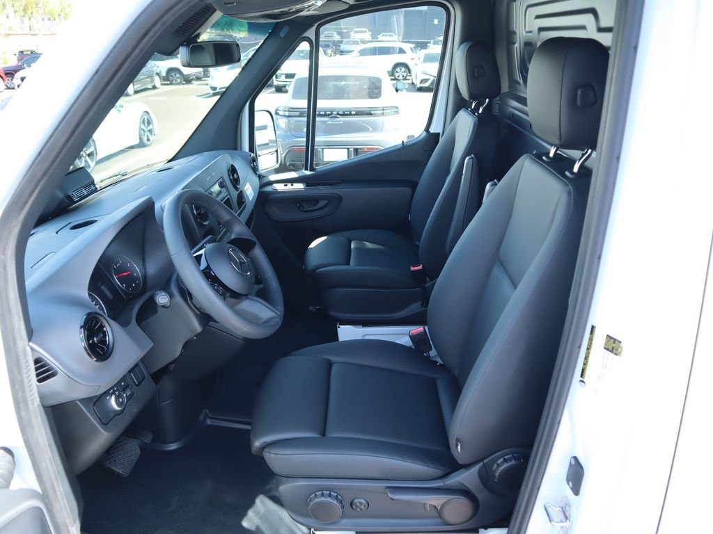 2025 Mercedes-Benz Sprinter Cargo Van Base - Photo 18