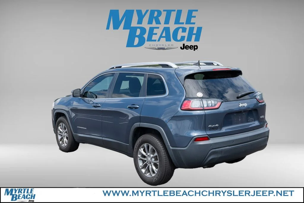 Used 2020 Slate Blue Jeep Latitude Plus image 4