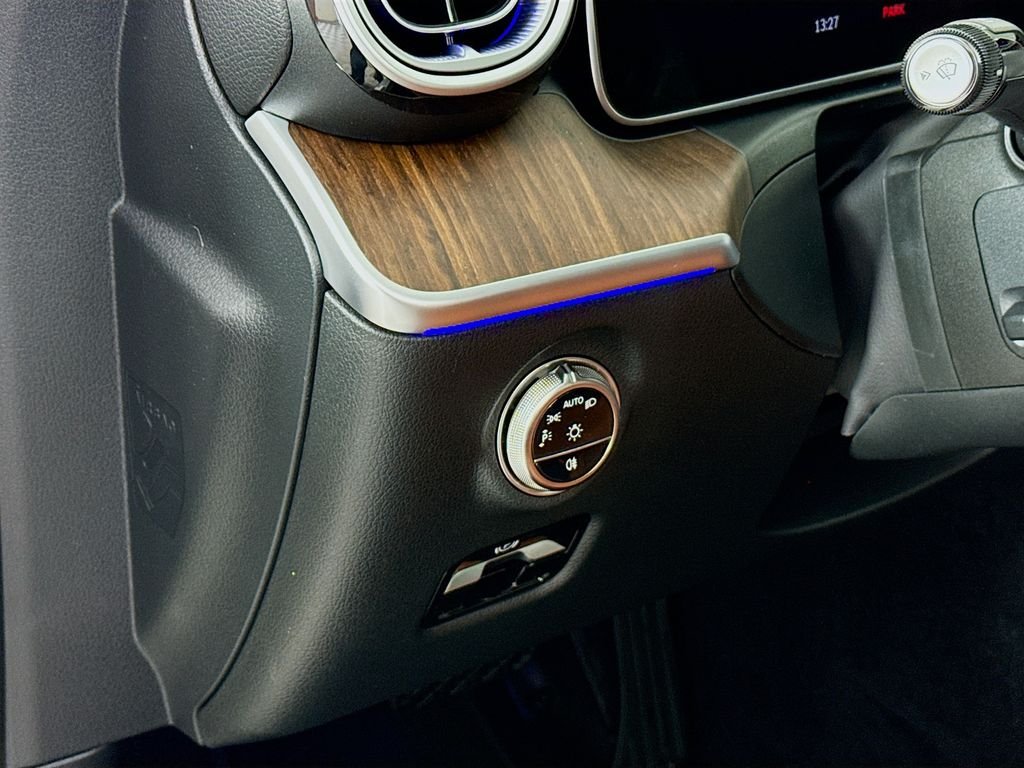 New 2026 Polar White Mercedes-Benz C 300 image 11