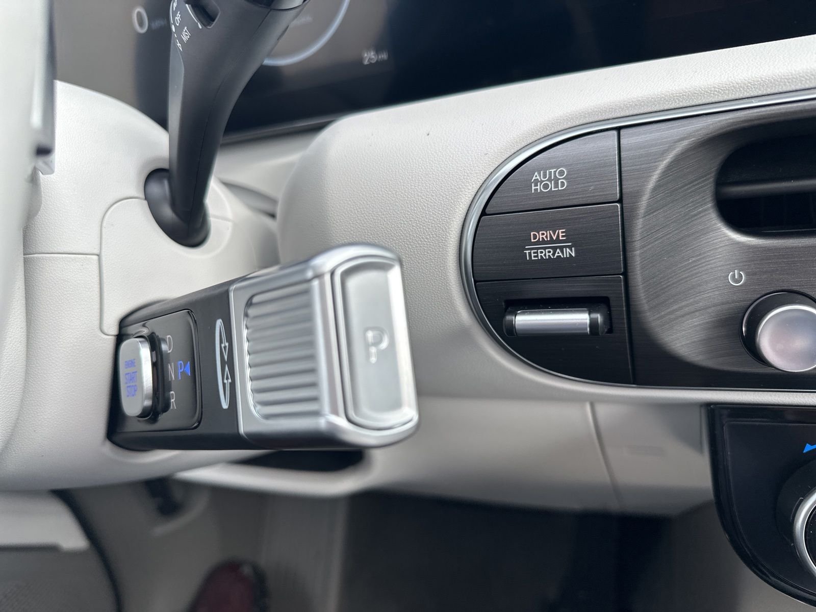 New 2026 Black Hyundai SEL Premium 7P image 53