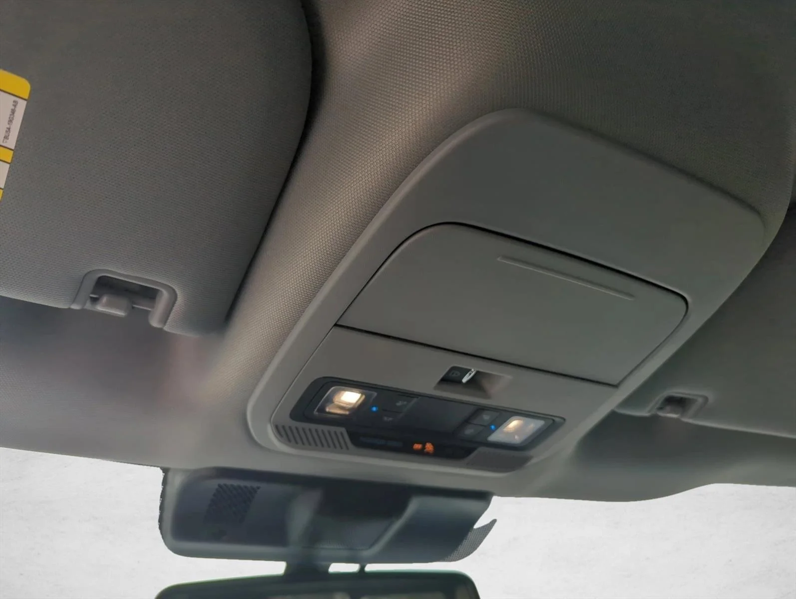 Used 2023 Avalanche Ford XLT image 14