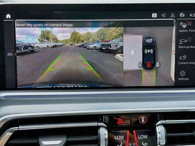 Used 2023 Black BMW xDrive40i image 16