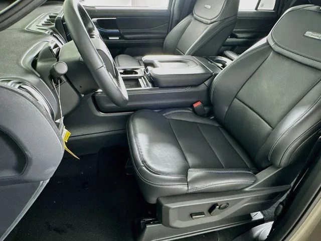 New 2027 Gray Ford Platinum image 9