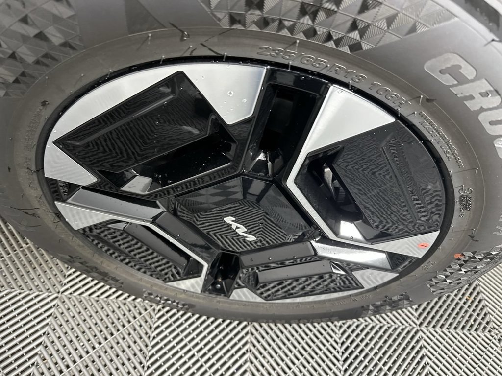 New 2027 Black Kia EX image 21