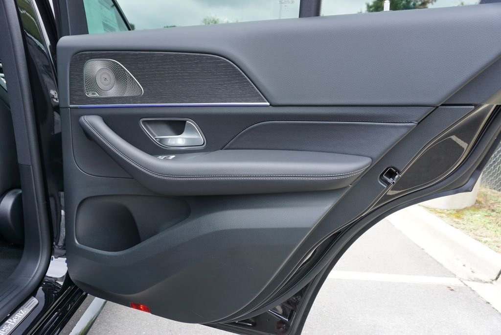 Used 2026 Obsidian Black Metallic Mercedes-Benz GLE 350 image 59