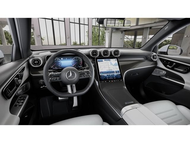 New 2026 Polar White Mercedes-Benz GLC 300 image 3